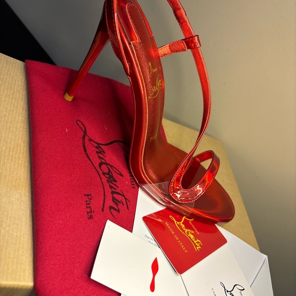 Christian Louboutin Shiny Red Heels - Picture 1 of 3